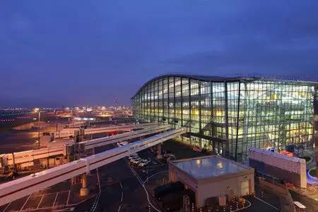 習(xí)近平19日晚抵達英國